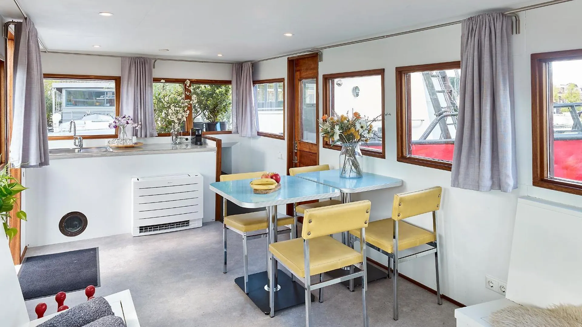 Botel Your Houseboat Amsterdam Netherlands